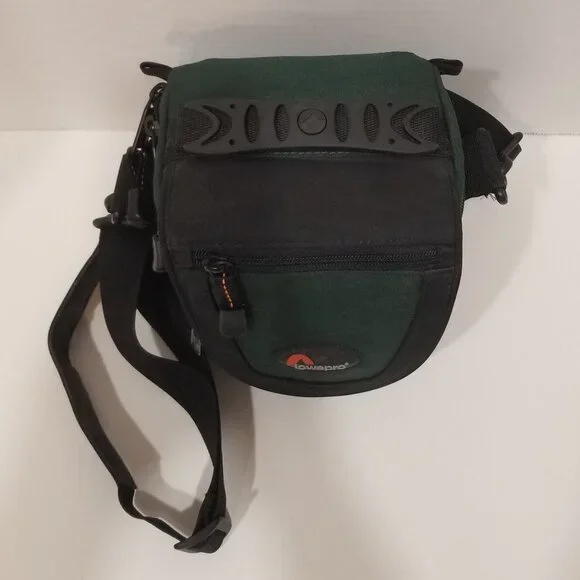 Lowepro Nova Micro AW Camera Shoulder Bag (Forest Green/Black), EUC - Picture 4 of 13